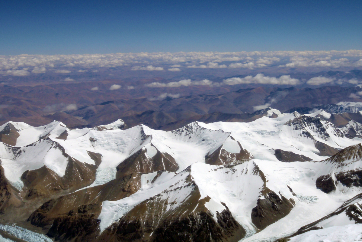 Easterly summit view